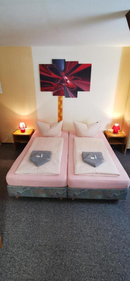 Pension Thuringer Hof Цигенрюк Экстерьер фото